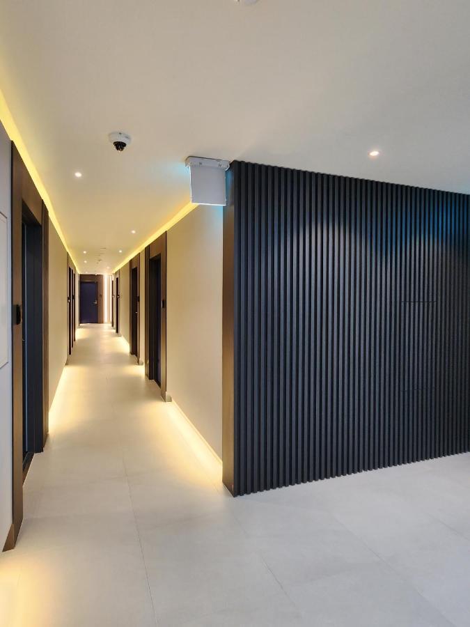 Gold Stone Hotel Пусан Екстериор снимка
